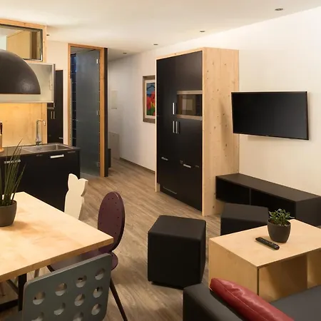Fire & Ice Living Apartment